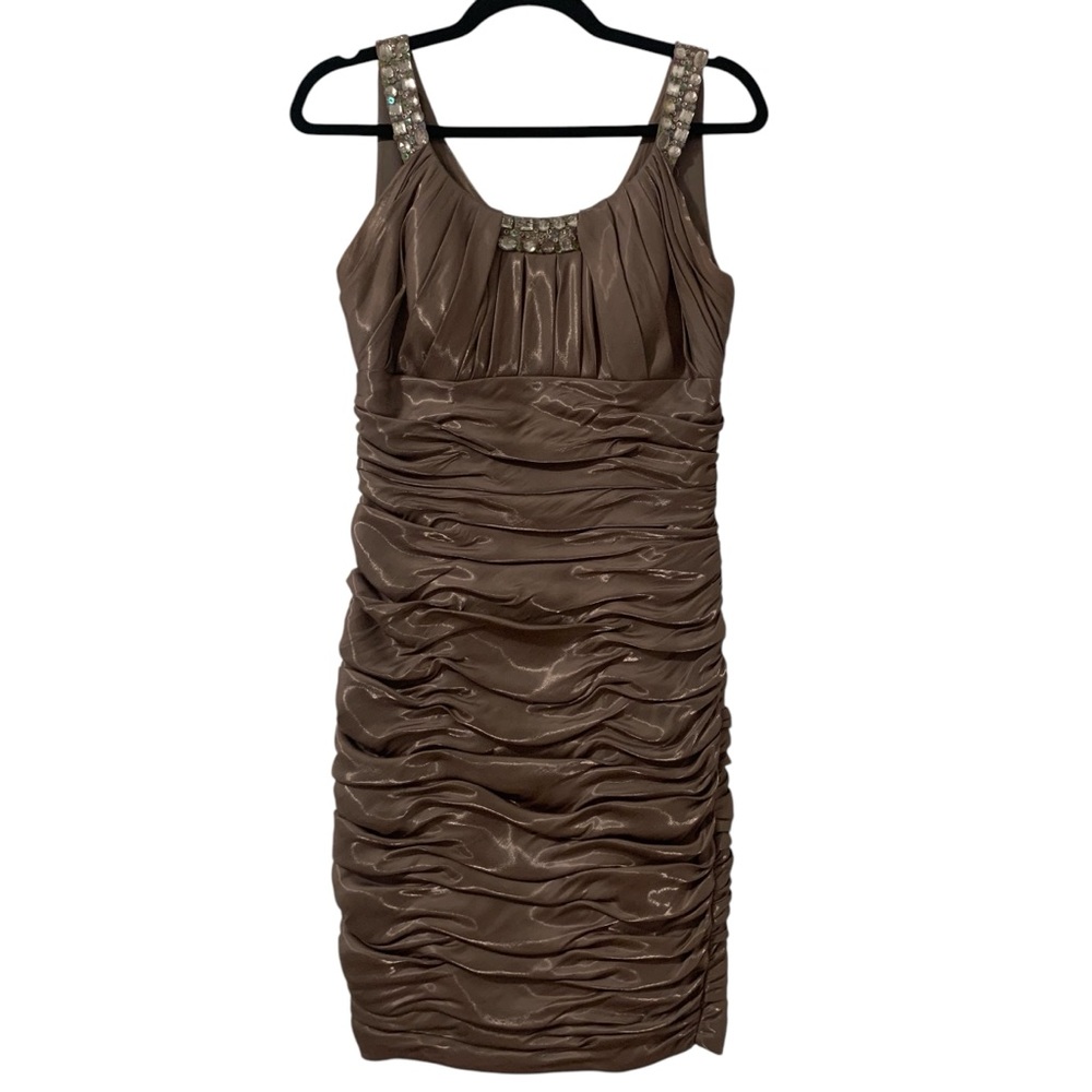 Elegant Brown Sleeveless Dress